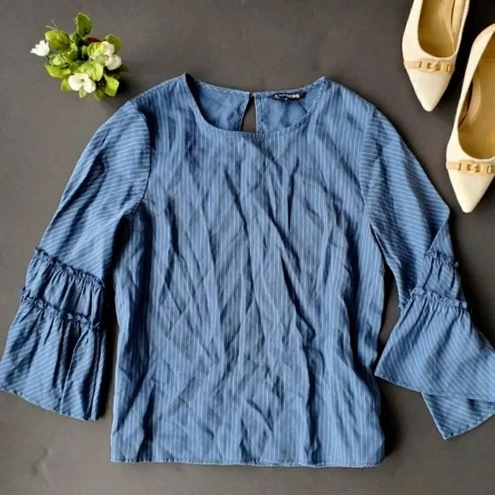 Express Striped Blouse  - Picture 2 of 9